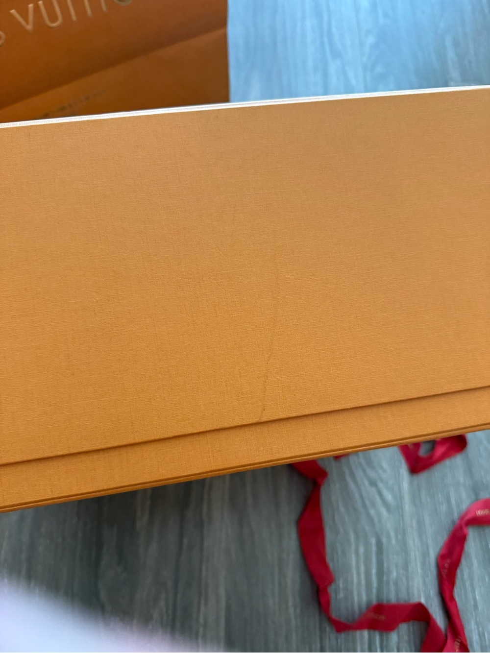 Louis Vuitton Gift Bag and Storage Boxes with ribbons - Picture 5 of 16